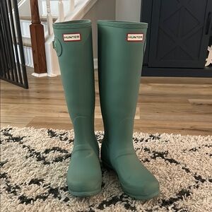 Hunter Green Waterproof Boots